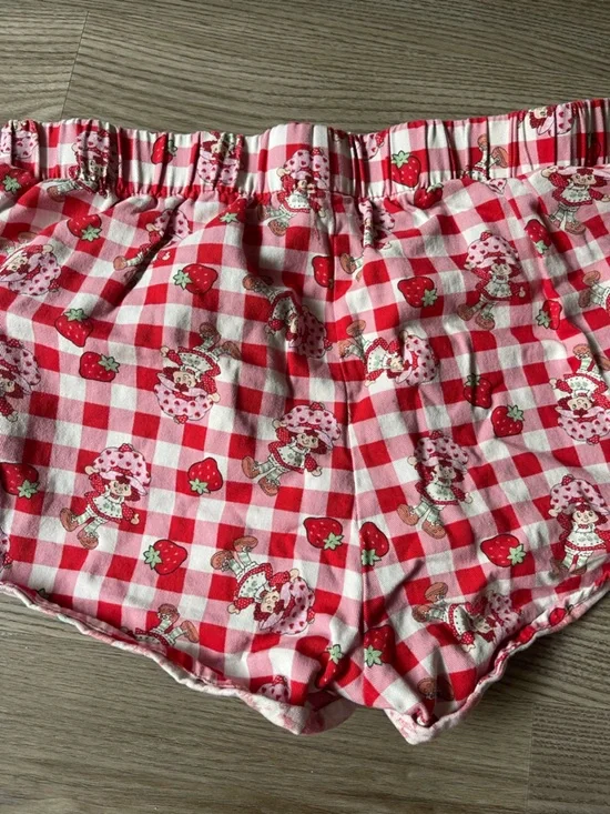 Strawberry Shortcake Gingham Pajama Shorts Sweet Character Lounge Wear Size L - Picture 12 of 15